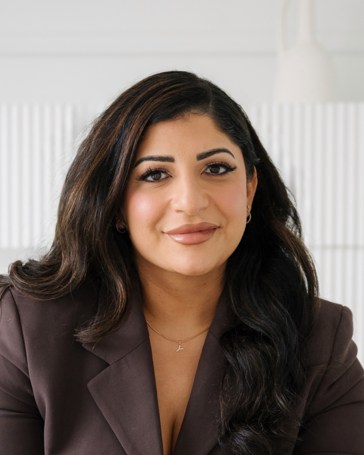 Yasaman Haghighat, Registered Psychotherapist